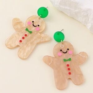 NEW Christmas Holiday Festive Gingerbread Man Cute Winter Earrings Tan Green